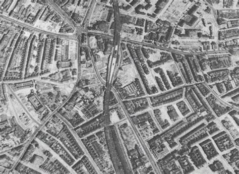 These Amazing Aerial Photos Show How London Looked In 1945 Vs How London Looks Now | Historical ...