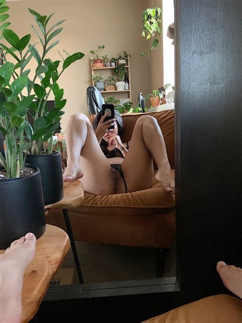 Sometimes I Like To Watch Myself Play With My Pussy