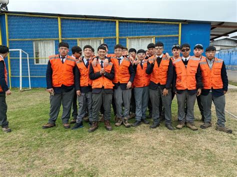 Alumnos Del Colegio Salesianos De La Serena Visitaron El Cft Juan Bohon