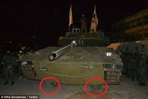 Hamas Unveil A New Tank That On Closer Inspection Is Not All It Seems Daily Mail Online