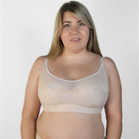 Бюстгальтер Женский Albina L LINGERIE мягкая чашка без каркаса размер 85C светло бежевый