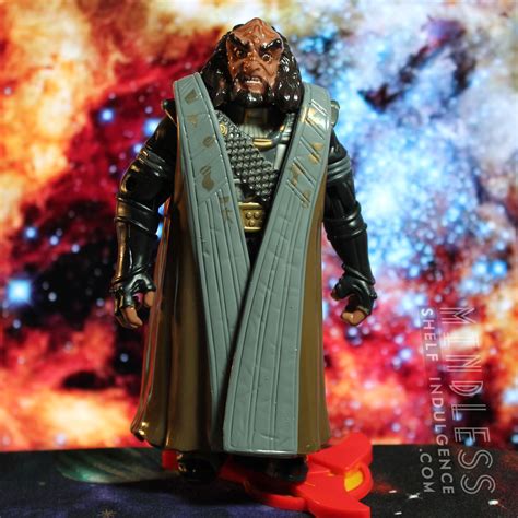 Gowron in Ritual Klingon Attire - Mindless Shelf Indulgence