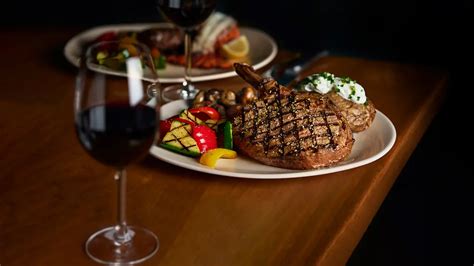 The Keg Steakhouse + Bar - Windsor Riverside Restaurant - Windsor, ON ...