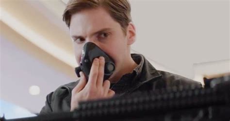 Zemo Gets a New Introduction in Captain America: Civil War Deleted Scene