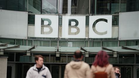 Bbc Presenter Accused Of Paying Teen For Sexually Explicit Photos