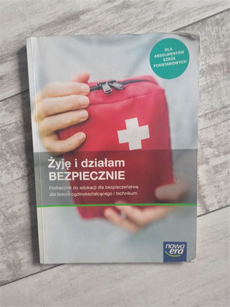 Książka Podręcznik Edb Żyje i działam bezpiecznie klasa 1 Dębno OLX pl