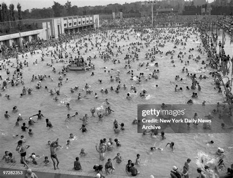 Crotona Park Photos And Premium High Res Pictures Getty Images