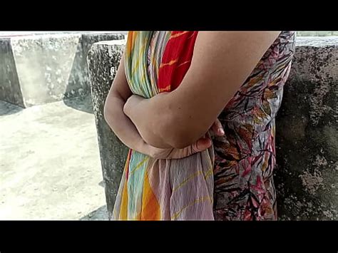 Chico seduce a la tía vecina para follar duro Hindi Audio XVIDEOS