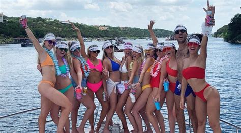 Best Lake Travis Boat Rentals | Lake Travis, TX