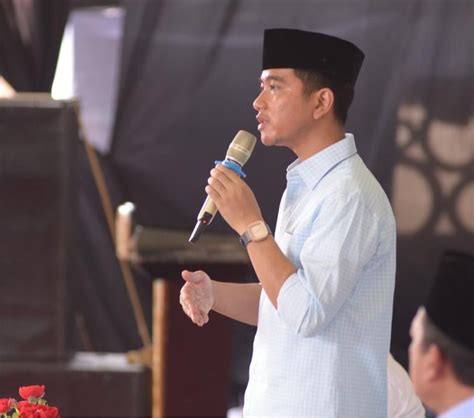 Silaturahmi Ke Ponpes Kebumen Gibran Janjikan Dana Abadi Pesantren