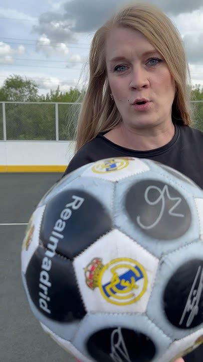 Крутой мяч⚽️⚽️⚽️⚽️ ️ - YouTube