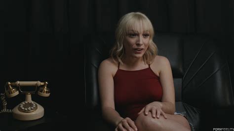 Her Pink Lingerie Stuns As She Dances With Her Sexual Moves