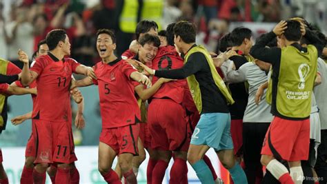 South Korea Into World Cup Knockout Stage After Beating Portugal 2 1