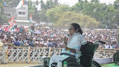 Bengal Election Cm Banerjee Accuses Bjp Of Tapping Her Phone After