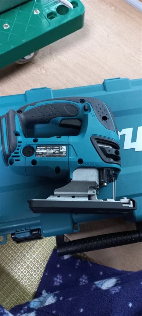 마끼다 충전식 직소기 djv18... | 당근 중고거래