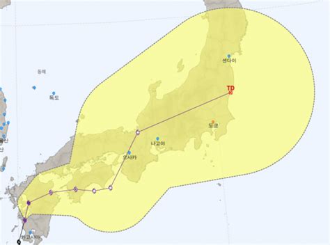 일본 열도 따라 관통하는 태풍 ‘산산 상륙225만명 피난령