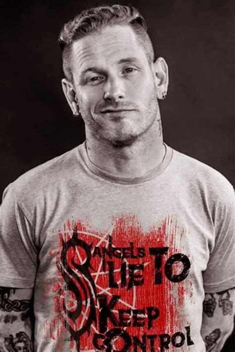 Corey Taylor Net Worth 2024, Age, Height, Wife, Bio-Wiki : trends follow