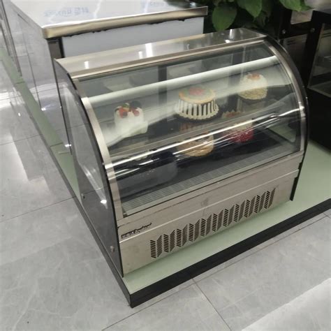 Кондитерская витрина настольная DG-TY700: продажа, цена в Алматы ...