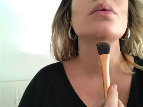 Gorgeous Lilac Smokey Eyes With Glitter And Nude Lips Makeup By Kili