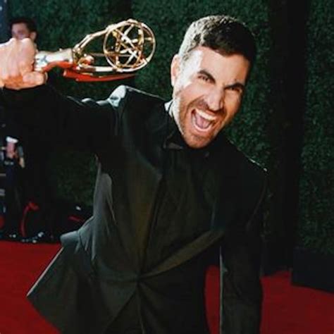 Brett Goldstein Glambot Behind The Scenes At Emmys 2021