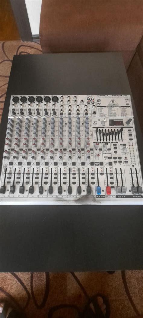 Behringer Eurorack Ub Fx Pro