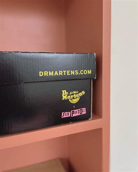 Dr Martens x SEX PISTOLS 후루츠패밀리