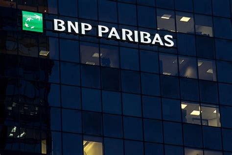 Bnp Paribas Banque Dimages Et Photos Libres De Droit Istock