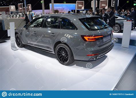 Frankfurt Alemania Audi A Avant Sport G Tron En Iaa