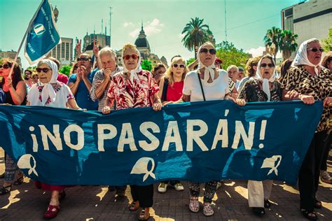 Insustituible Conmemorativo Nublado Origen De Las Madres De Plaza De