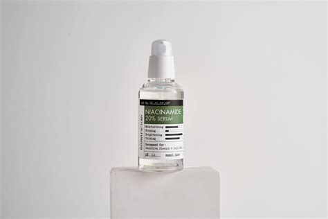 Сыворотка для лица успокаивающая с 20% ниацинамидом Niacinamide 20% ...