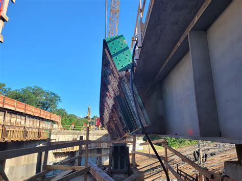 Riders debate the recent safety changes at metro north 125th 10