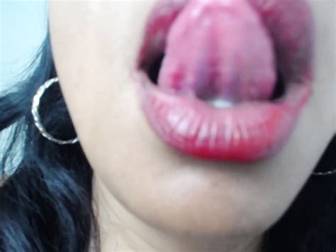 Hot Milf Tongue Play