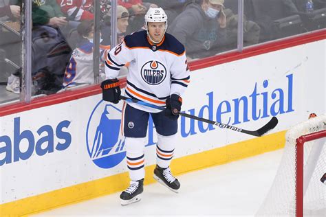 Oilers William Lagesson Starting To Earn Coaching Staff S Trust The