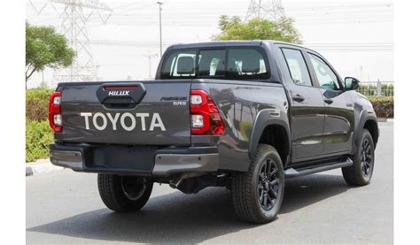 New 2023 Toyota Hilux 4x4 DC 4.0 Adventure HI SR5 P A/T - Silver inside black 2023 for sale in ...