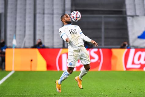 Marseille Jordan Amavi Prolonge Son Contrat Jusquen 2025 Et Cest