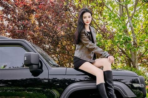 Hot Girl Khoe V C D Ng M Nh Mai B N Xe Suv A H Nh T P Ch Doanh Nghi P Vi T Nam