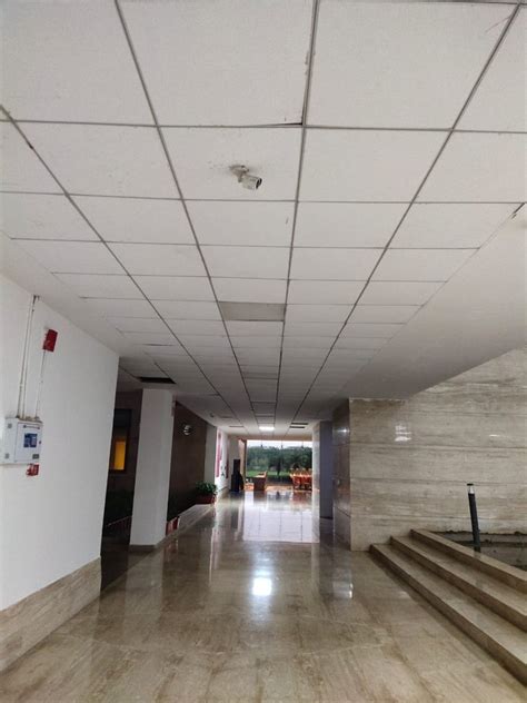 Fiber Everest Tile Grid False Ceiling Supply And Job Work Thickness 4 Mm At Rs 55 Sq Ft In Ghaziabad