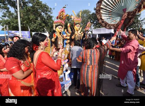 Kolkata India 19th October 2018 Farewell Ritual Of Durga Idol