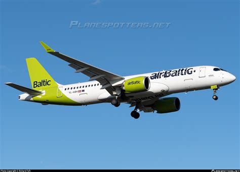 Yl Abh Air Baltic Airbus A Bd A Photo By Richard Toft