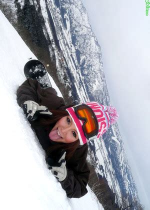 JapaneseBeauties Amateur Yumeka jav model Free JavIdol nude picture gallery 素人娘ゆめか AV女優ギャラリー