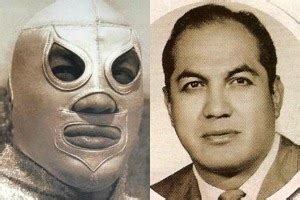 Compartiendo Mi Opini N Hoy Cumplir A A Os El Santo Enmascarado De