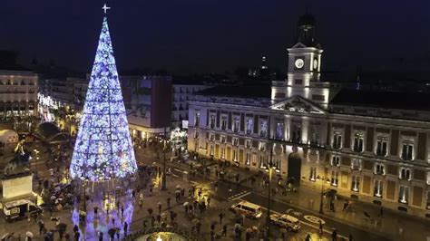 Navidad en España: Los 5 Mejores Destinos para Celebrarla