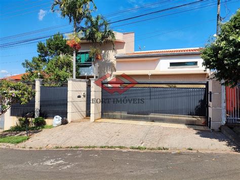 Casa para Venda Ourinhos SP bairro Jardim Matilde 3 dormitórios