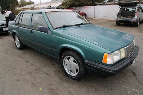 Volvo Sedan Automatic Cylinder Turbo No Reserve Classic