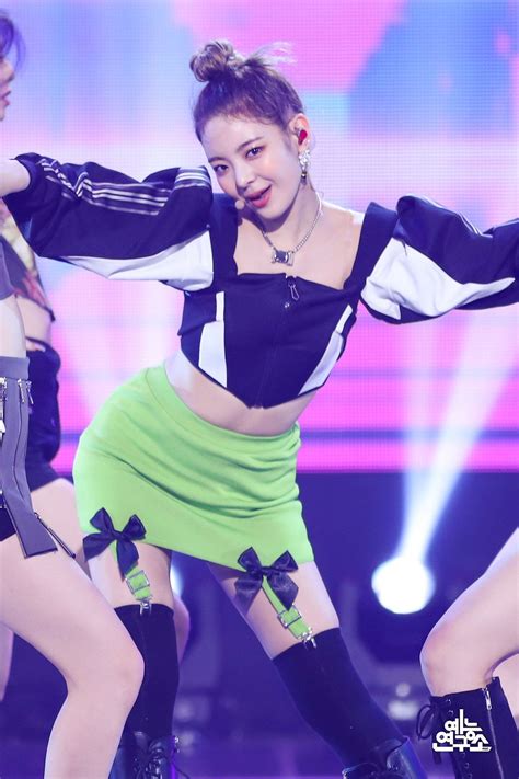 Lia Thailand On Twitter Stage Outfits Itzy Lia