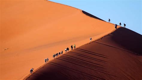 Sand dunes of Sossusvlei | Best things to do in Namibia