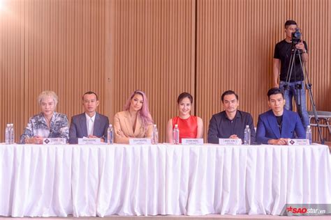 Dàn hot boy hot girl đổ bộ casting Siêu mẫu Việt Nam Saostar vn