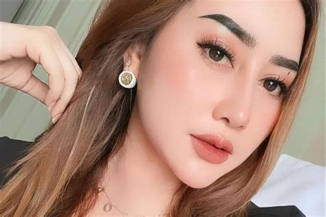 Luluk Seleb Tiktok Probolinggo Bakal Dijadikan Istri Muda Rian Mahendra