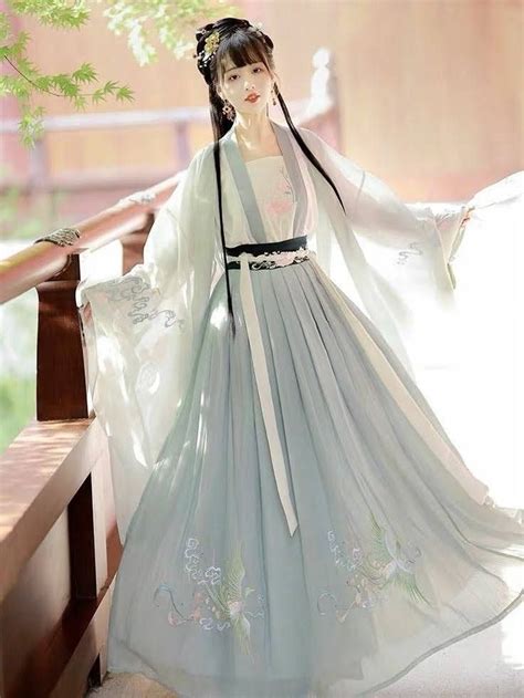 Traditional Asian Dress Traditional Outfits Queen Dresses Fancy