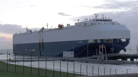 Sturmtief Zoltan Schiff Rei T Sich Im Emder Hafen Los Ostfriesen